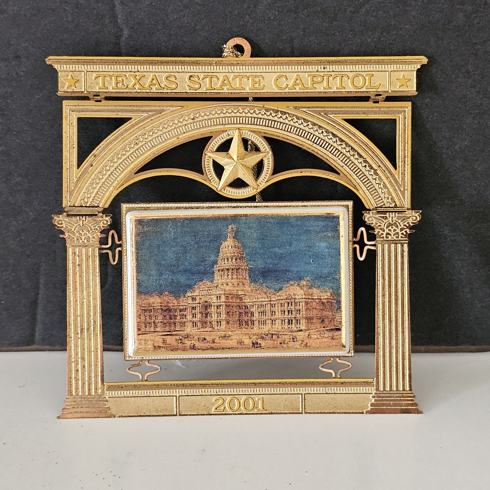 Vintage 2000s Texas Capitol Brass Ornaments Set Of 3 - Picture 8 of 10